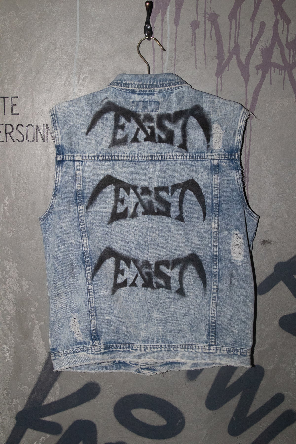 PRE BATTLE BATTLE CUT DENIM VEST